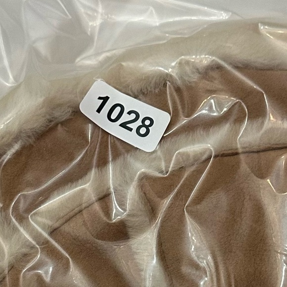 UGG Tan and Cream Classic Sheepskin Shearling Bucket Hat 51028 main image 4